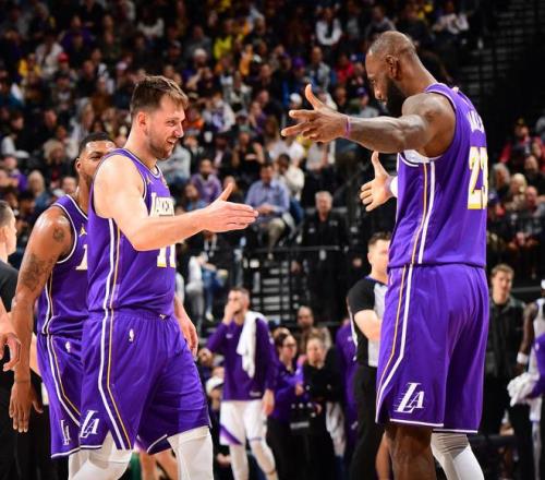 逆袭风暴,土杯三连霸,背后数据狂,问鼎娱乐官网入口,问鼎娱乐下载,问鼎娱乐官网h5,问鼎娱乐官方网站